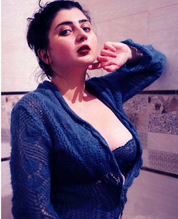 Webcam chat profile for VikaVelvet: Outfits