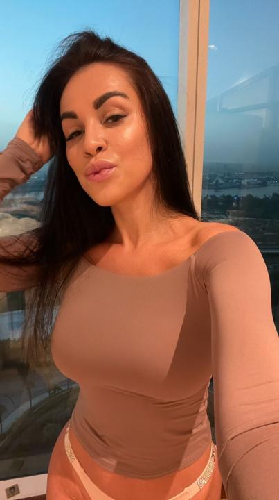 Webcam chat profile for littlefaith: Fitness