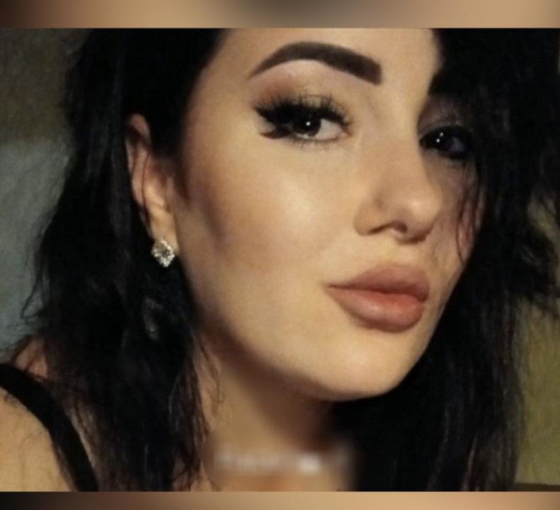 Webcam chat profile for Kossandraa1: Nails