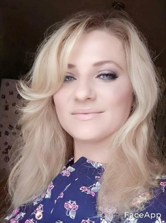 Webcam chat profile for AlessiaBlue: Outfits