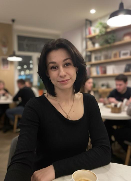 Webcam chat profile for BrownEyesDream: Legs, feet & shoes