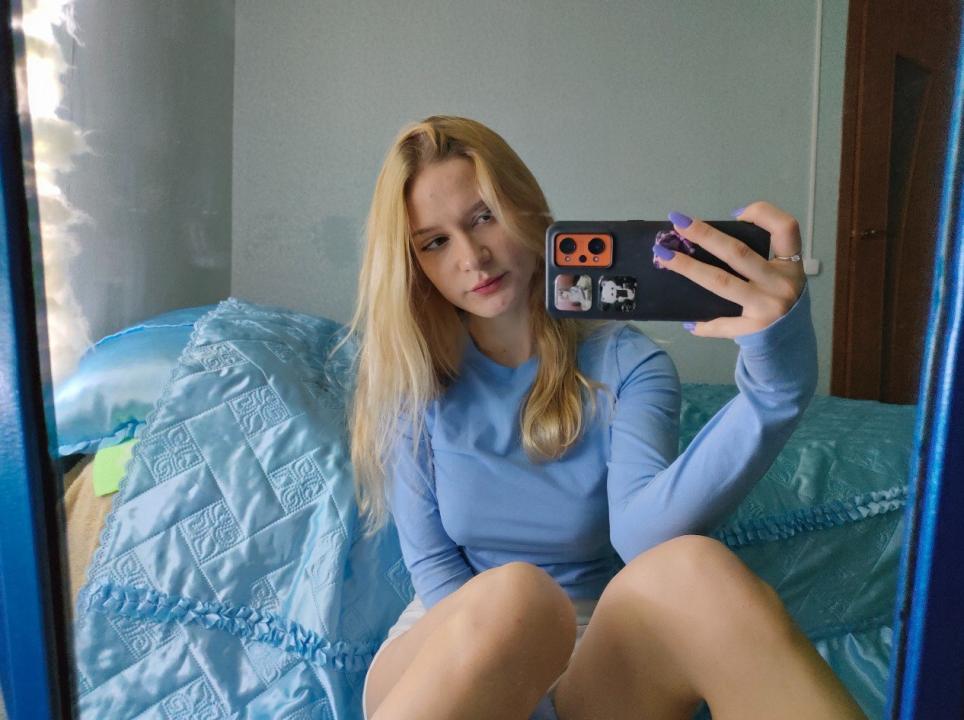 Webcam chat profile for Nyala: Ask about my Hobbies