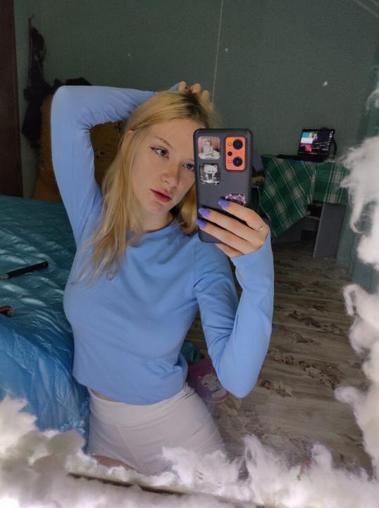 Webcam chat profile for Nyala: Ask about my Hobbies