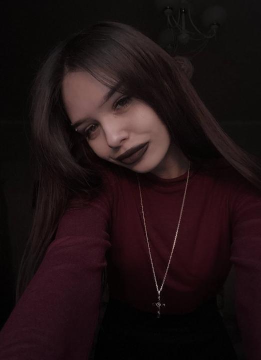 Webcam chat profile for SweetyDeviliya: Nails