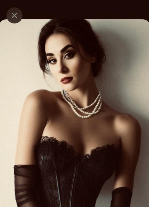 Webcam chat profile for AlyaHarper: Ask about my other interests