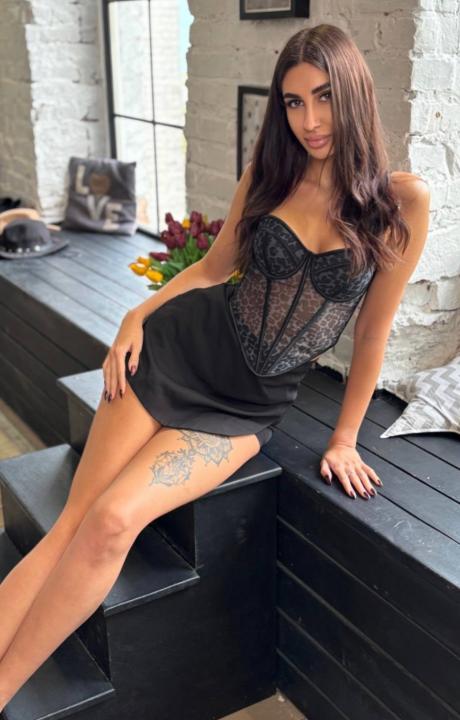 Webcam chat profile for 1Alisa: Ask about my Hobbies