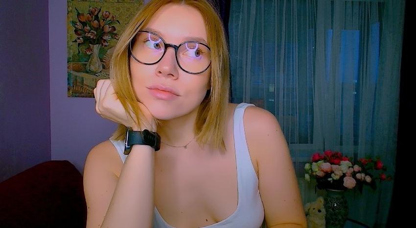 Webcam chat profile for TaylorBre: Legs, feet & shoes