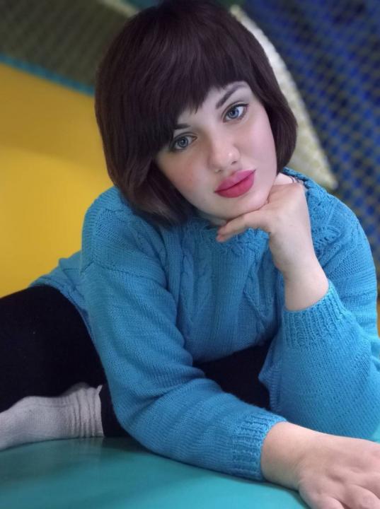 Webcam chat profile for MoonlitSiren