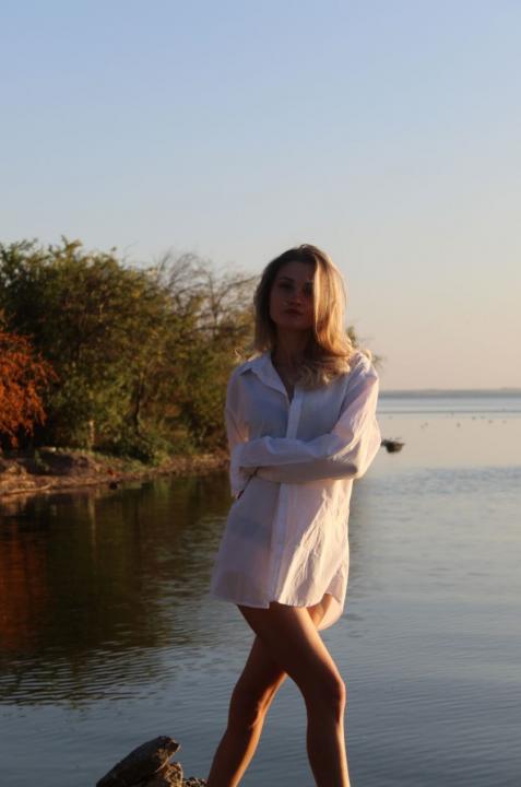 Webcam chat profile for Amarella: Dancing