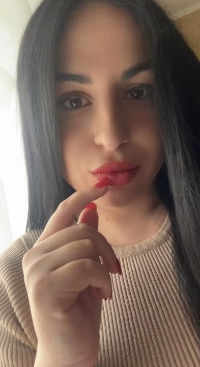 Webcam chat profile for BabyPeach