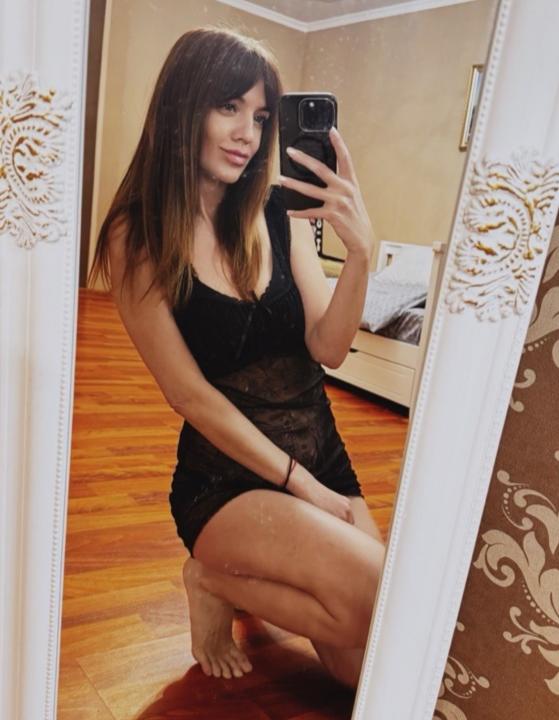 Webcam chat profile for Rammona