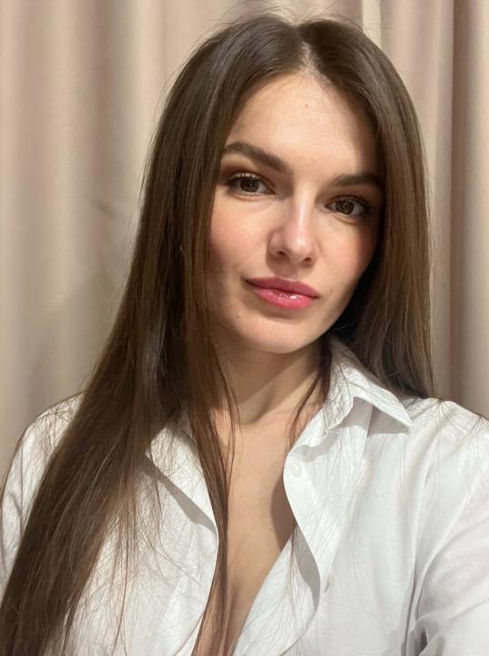 Webcam chat profile for MerryMur0: Cooking