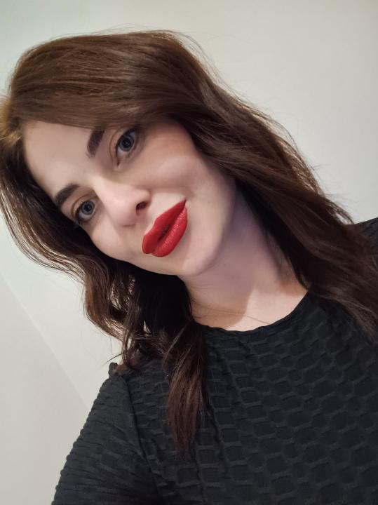 Webcam chat profile for Darkrosee: Legs, feet & shoes