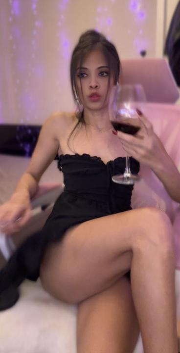 Webcam chat profile for asi4nmistress: Bondage & discipline