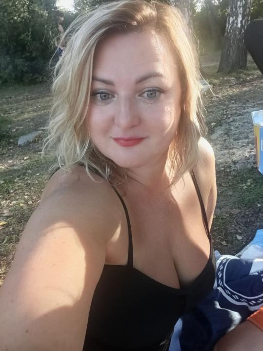 Webcam chat profile for 5Size: Legs, feet & shoes