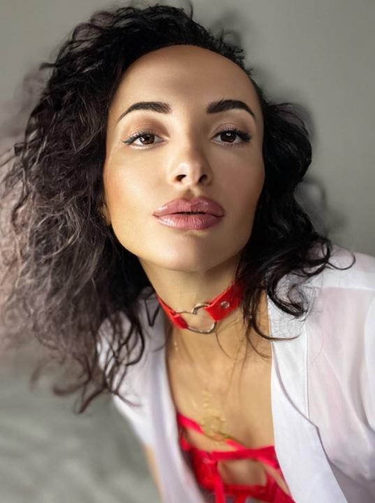 Webcam chat profile for EdenGrace