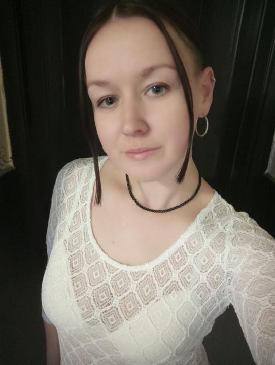 Webcam chat profile for SweetAngelaGirl: Outfits