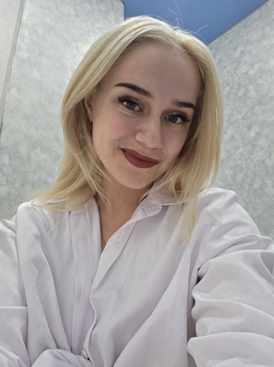 Webcam chat profile for Li5la: Ask about my Hobbies