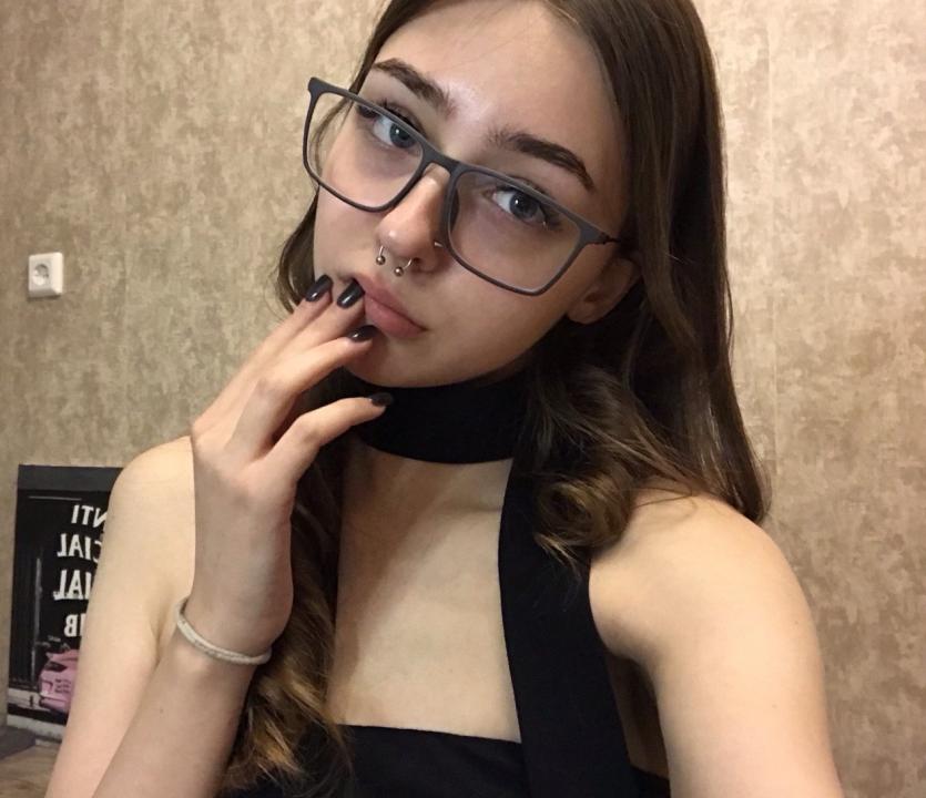 Webcam chat profile for A1melina: Ask about my Hobbies