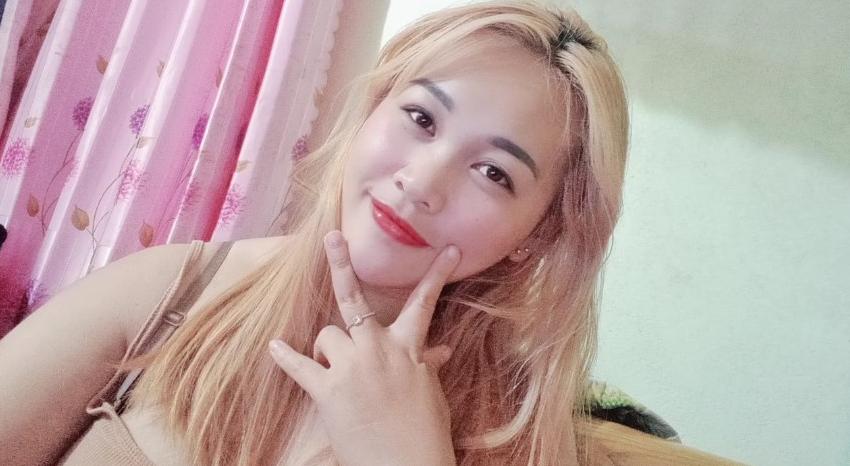 Webcam chat profile for NikkiBella: Humor