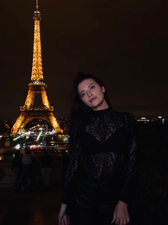 Webcam chat profile for Krisstinka: Nails