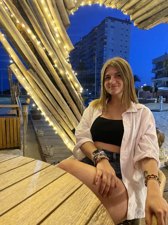 LIVE VideoChat with CrystalBlush