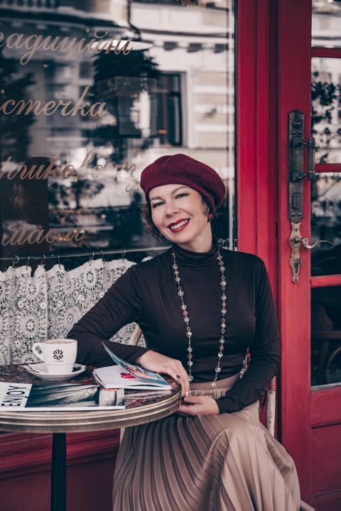 Webcam chat profile for Dinara: Ask about my Hobbies