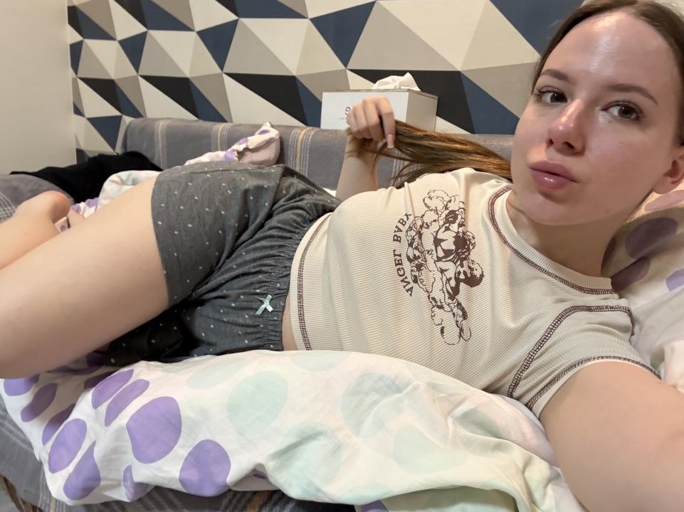 Webcam chat profile for YourBarbieLove: Leather