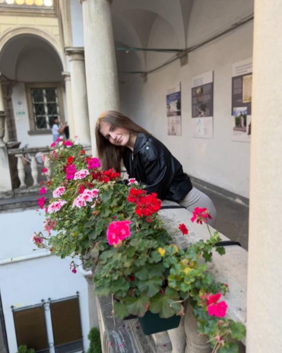 LIVE VideoChat with MiraSweetie