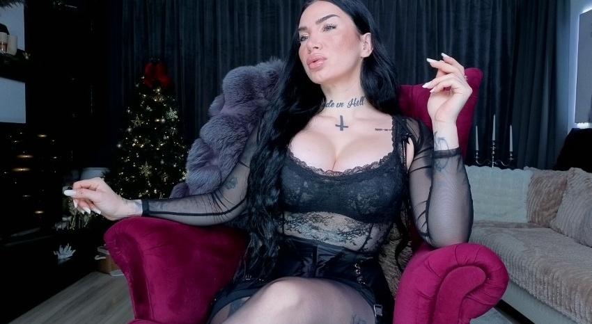 Webcam chat profile for ElektraSheDemon: Dominatrix