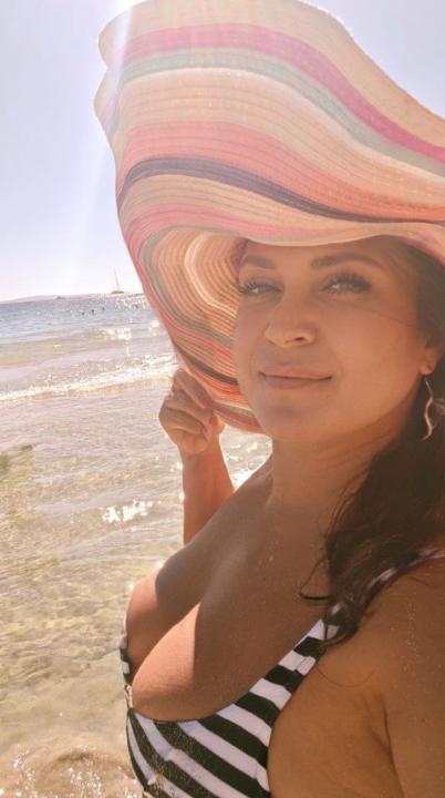 Webcam chat profile for MarinelleSoul: Outfits