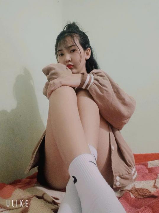 Webcam chat profile for XuxuBaby: Nails