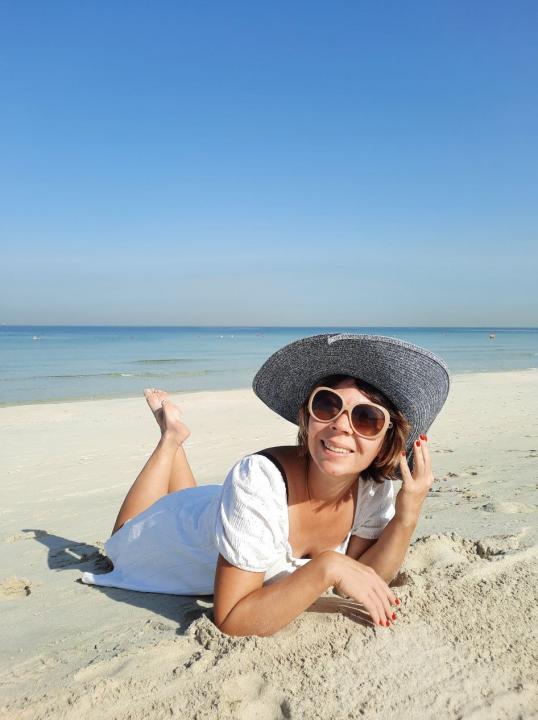 Webcam chat profile for Dinara: Ask about my Hobbies