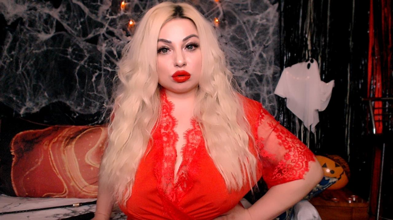 Webcam chat profile for LilaLime: Legs, feet & shoes