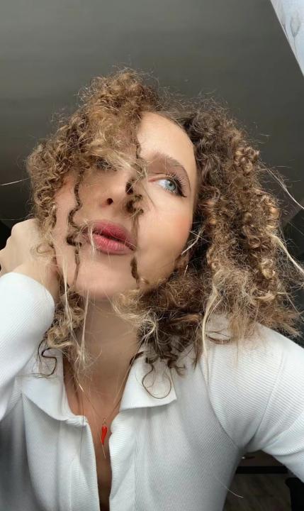 Webcam chat profile for Jasmina