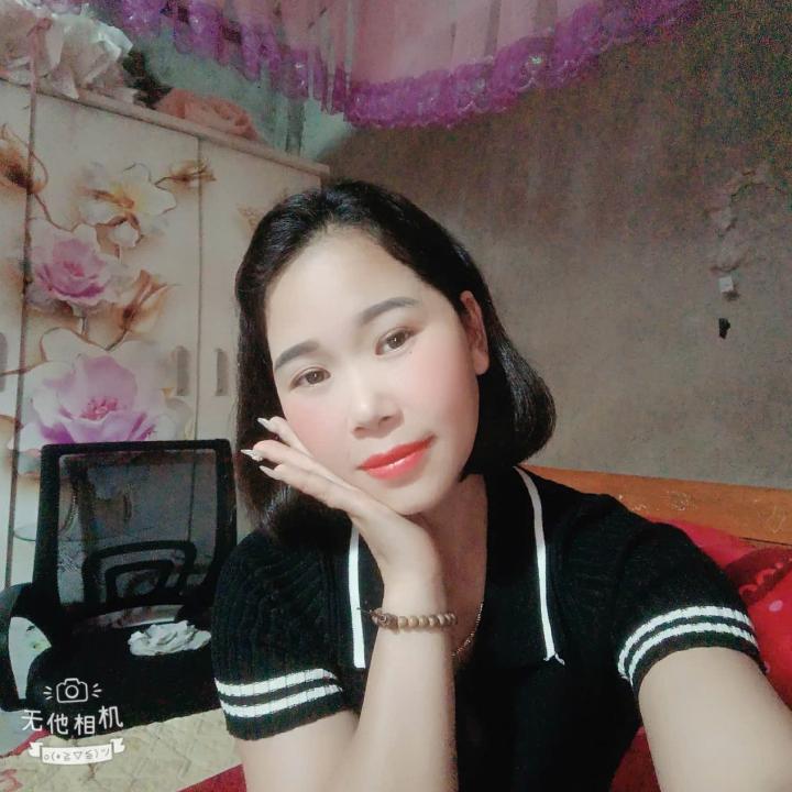 Webcam chat profile for maikaa: Latex & rubber