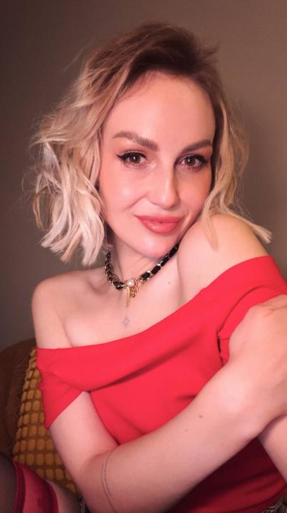 Webcam chat profile for LiaSpencer: Leather