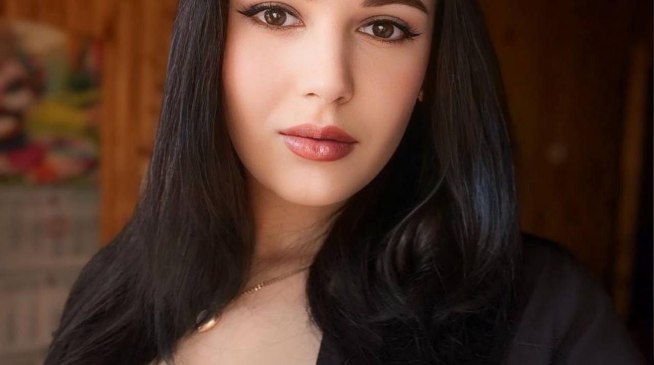 Webcam chat profile for MissNova: Ask about my Hobbies