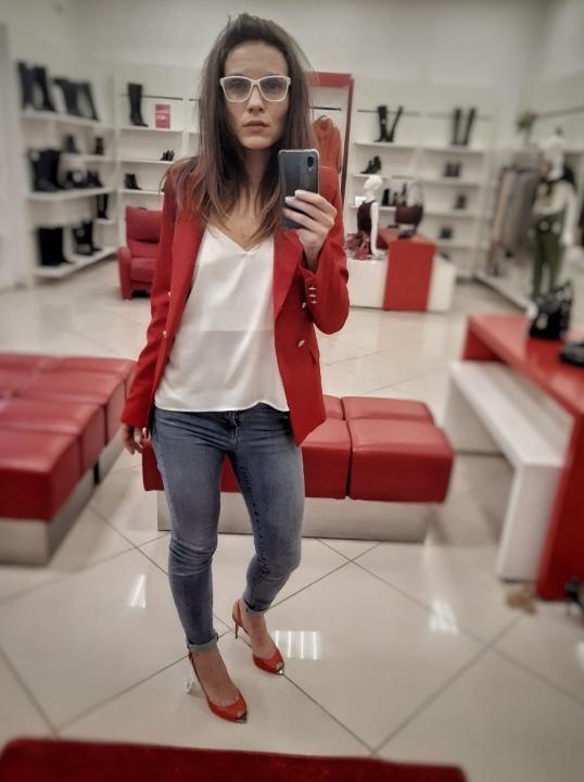 Webcam chat profile for loladan