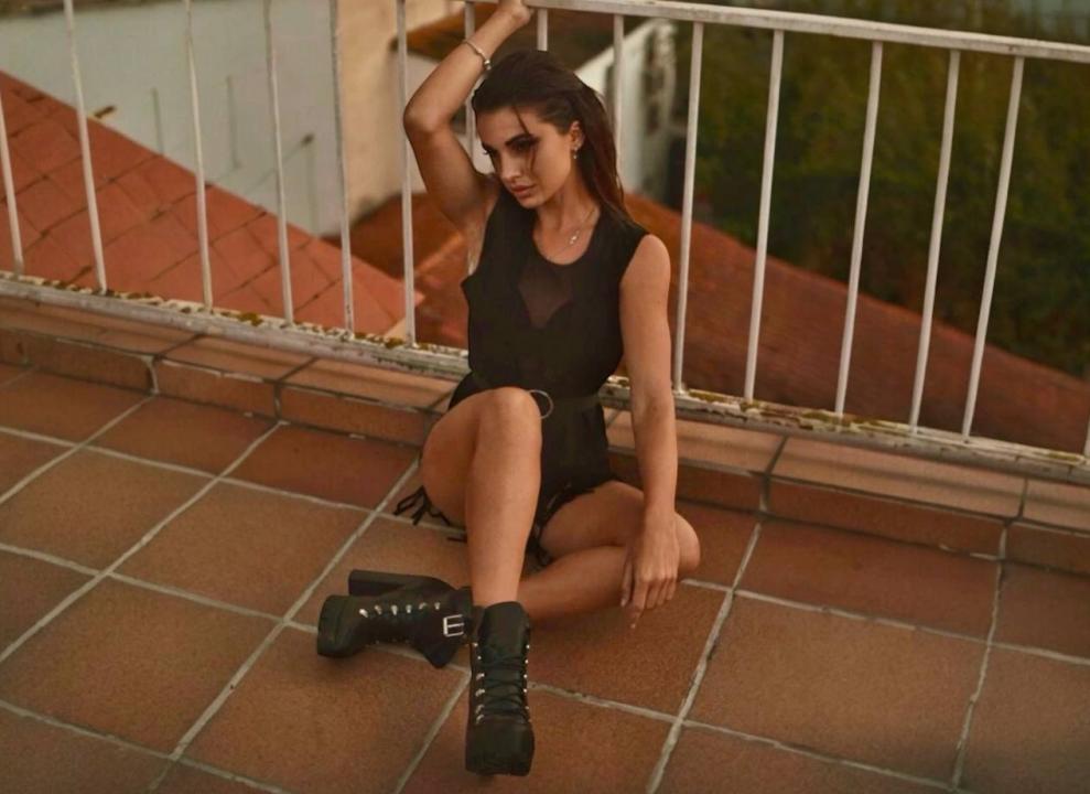 Webcam chat profile for JuliannaSportiv: Bondage & discipline