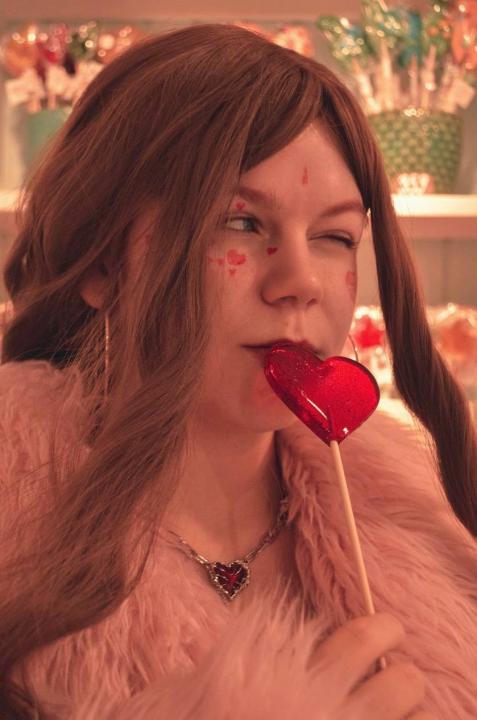 Webcam chat profile for LiliSoft: Piercings & tattoos