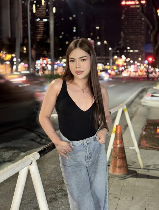 Webcam chat profile for xSweetAZx: Jerking off