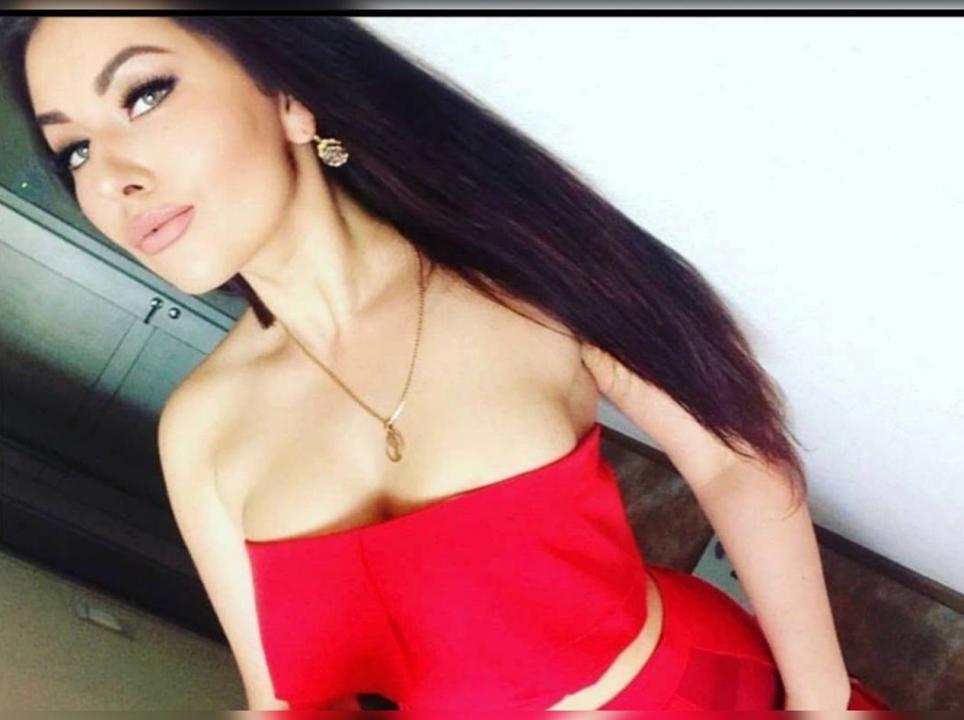 Webcam chat profile for BrunetteTigerrr