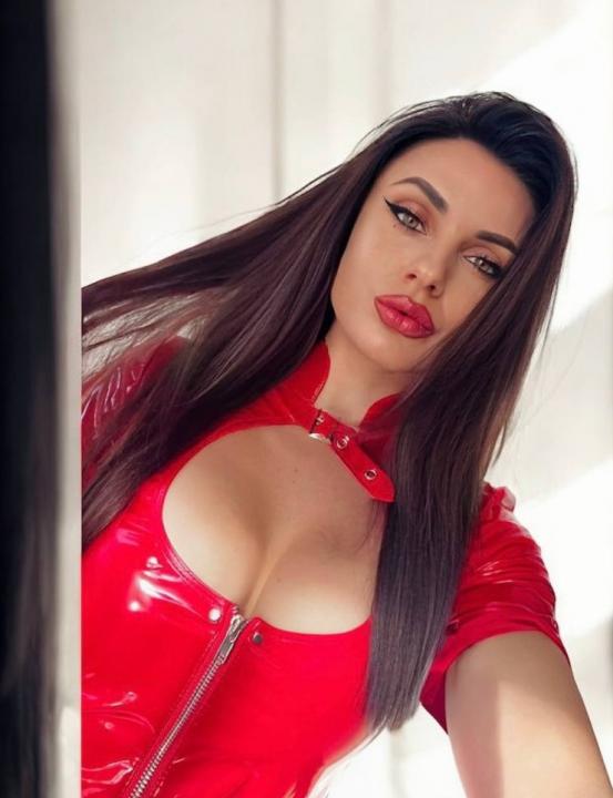 Webcam chat profile for JuliannaSportiv: Bondage & discipline