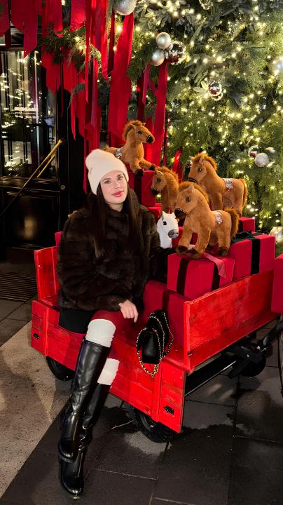 Webcam chat profile for MoonriseGoddess: Dancing