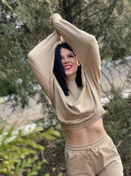 Webcam chat profile for KralyaGret