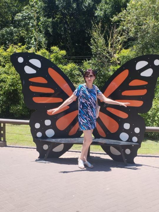 Webcam chat profile for VelvetWhier