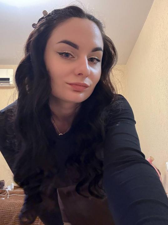 Webcam chat profile for MissYourKiss: Cooking