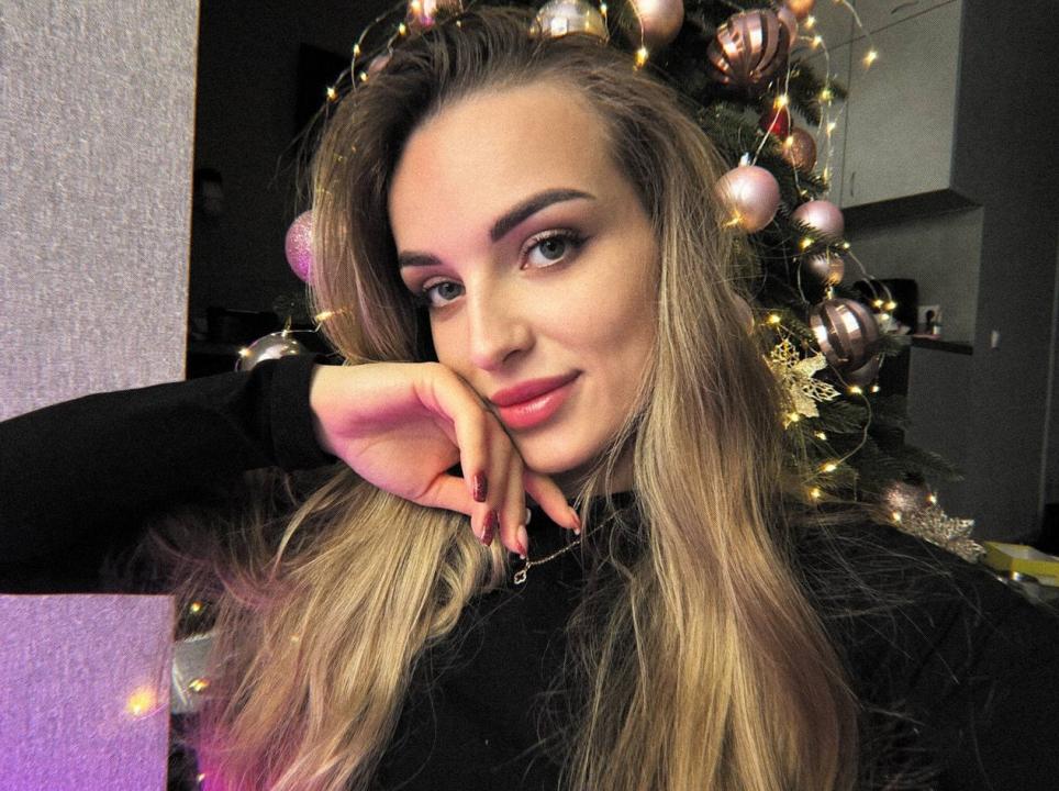 Webcam chat profile for AmistLove1