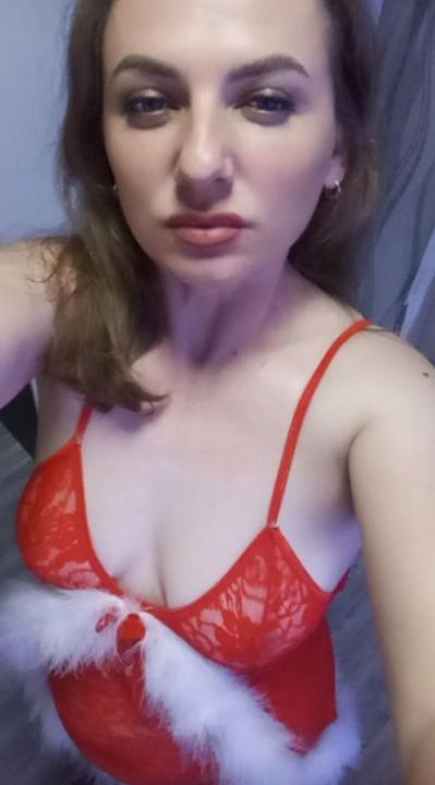 Webcam chat profile for AlessiaBlue: Outfits